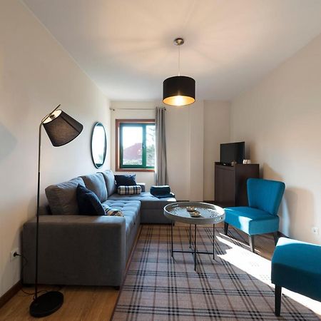 Lovelystay - Homey Feeling Flat W/ Free Parking بورتو المظهر الخارجي الصورة