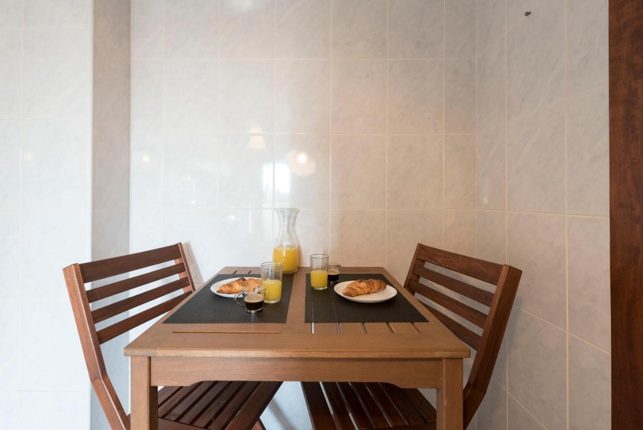 Lovelystay - Homey Feeling Flat W/ Free Parking بورتو المظهر الخارجي الصورة