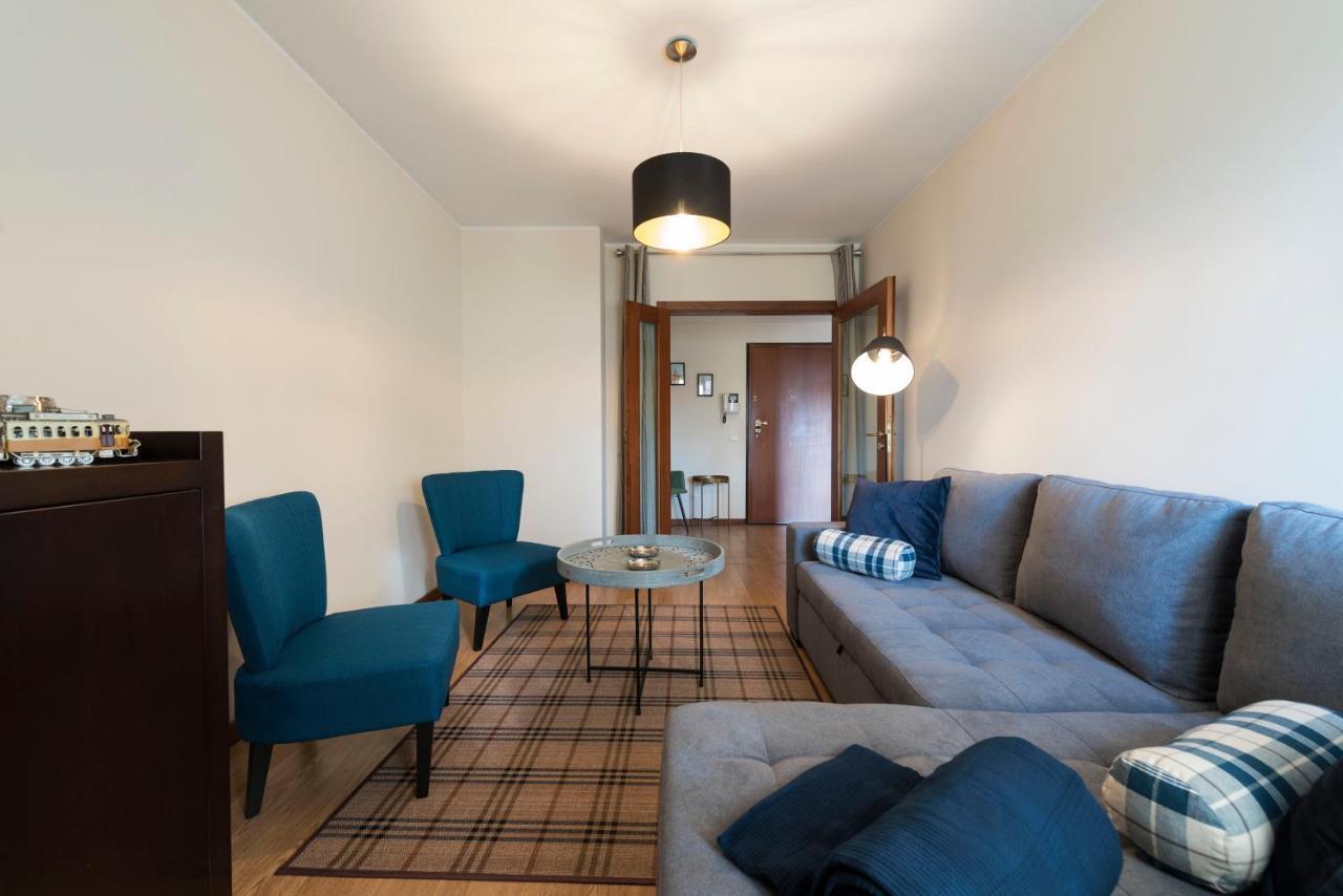 Lovelystay - Homey Feeling Flat W/ Free Parking بورتو المظهر الخارجي الصورة